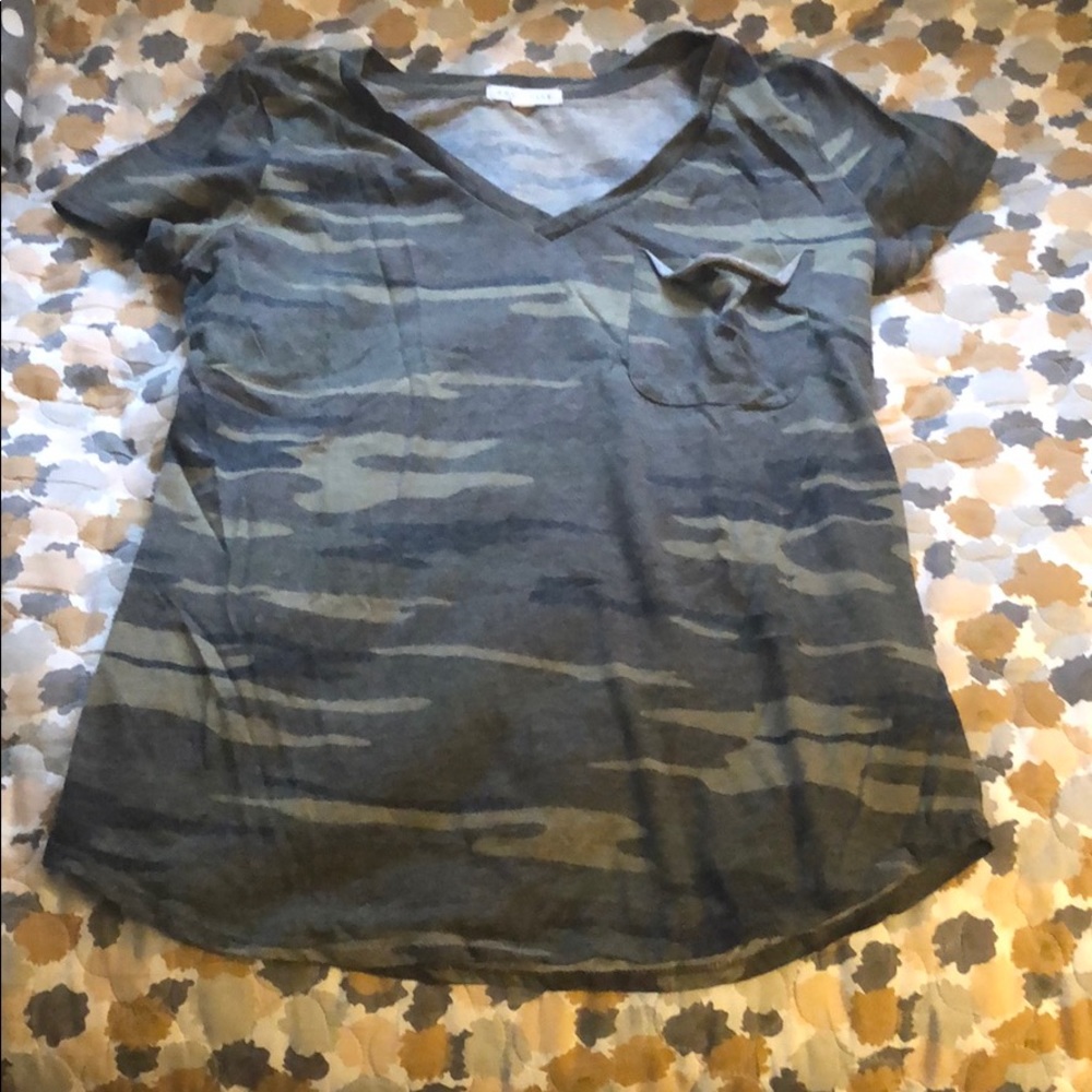 Camo t-shirt